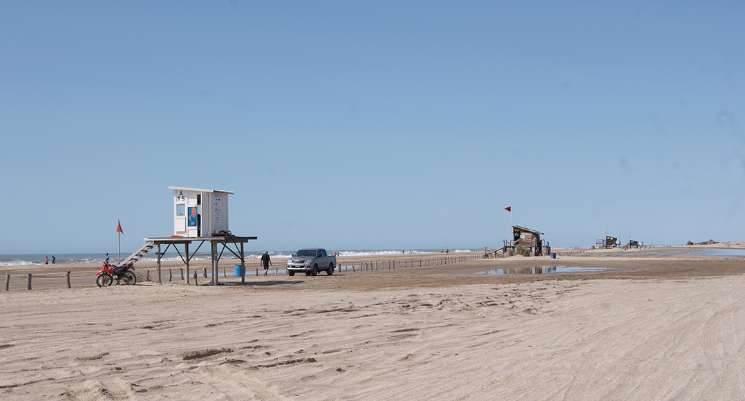 Playa de Mar Azul  - Salida calle 47 hacia el Faro Querandí